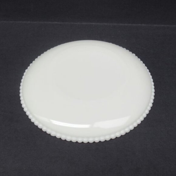 Westmoreland Milk Glass BEADED EDGE 7 1/4 Inch Hand Painted Strawberries Plate - Picture 4 of 4